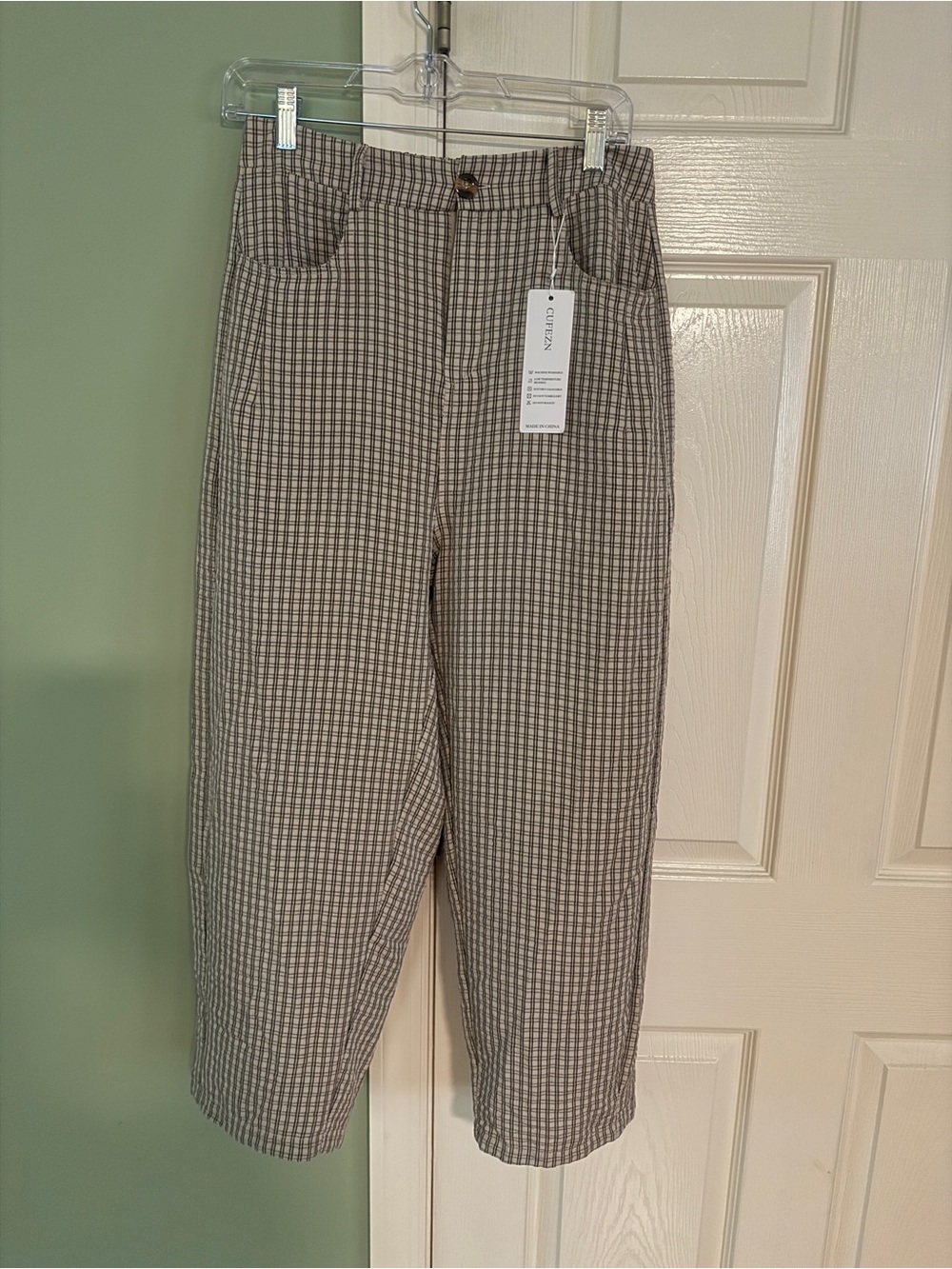 Cufezn Brown Plaid Cropped Pants for Kids